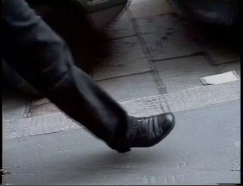 Usuale, 1995, stil da video, courtesy L. Vitone