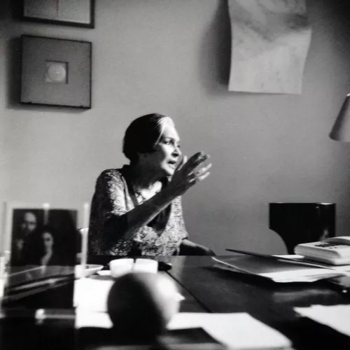 Lea Vergine, Milano 2006 - Ph. di Ramak Fazel
