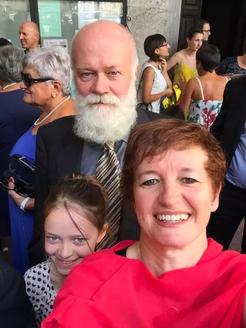 Corrado con la compagna Cristina Carlotto e la figlia Ludovica.