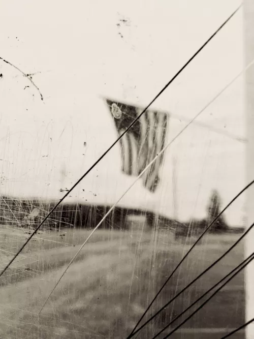 Lawrence Carroll, Monday flag, 2019.