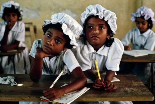 Ph Steve McCurry.
