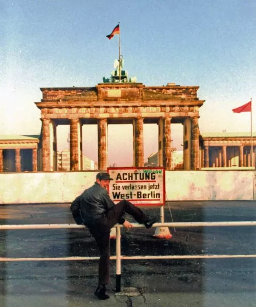 Berlino Ovest vista dalla Porta di Brandeburgo